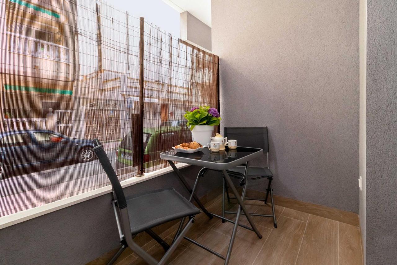 Apartmán Corazon Del Mar Torrevieja Exteriér fotografie